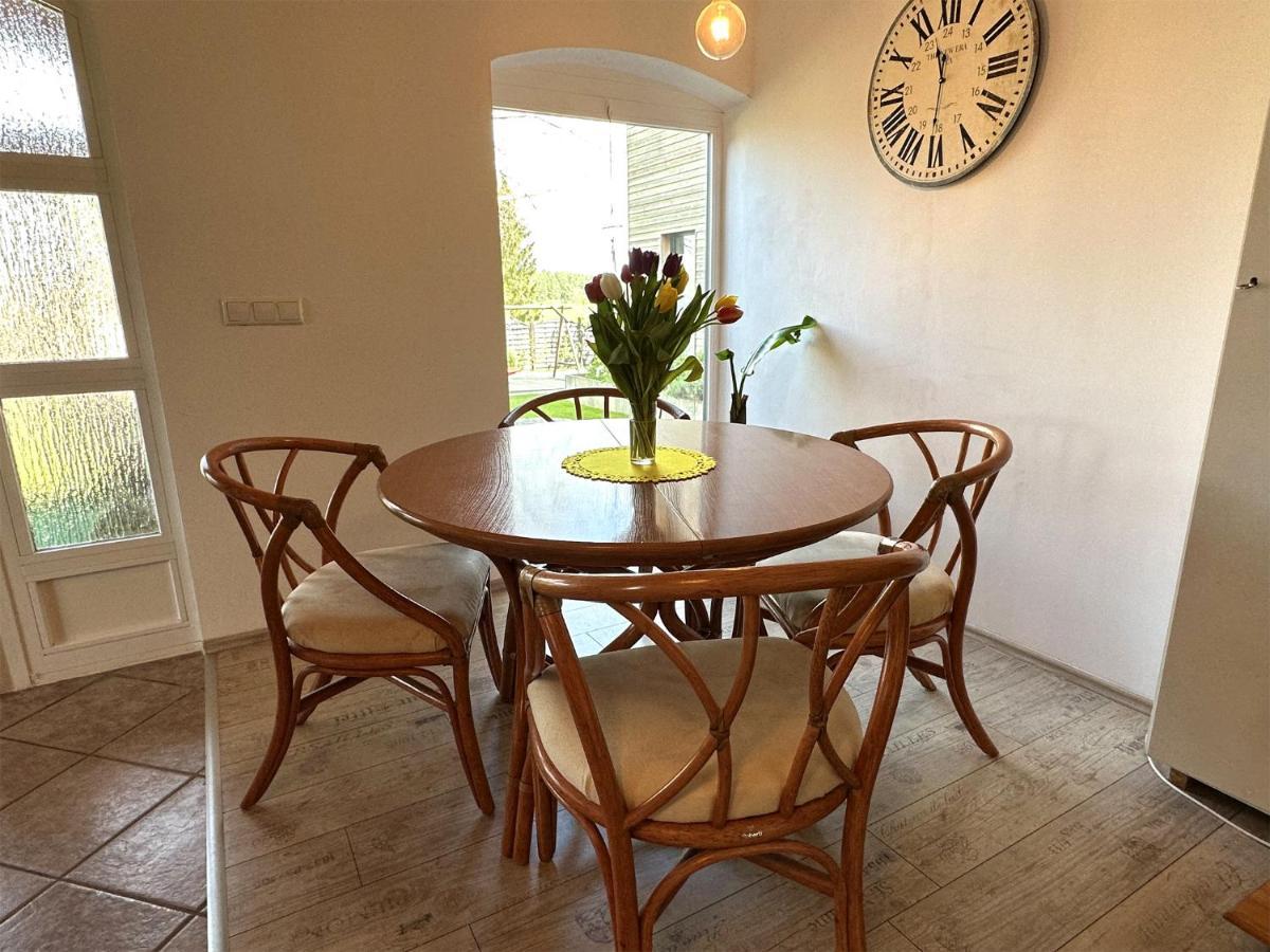 Behindertengerechte Ferienwohnung Nossentiner Huette Bagian luar foto