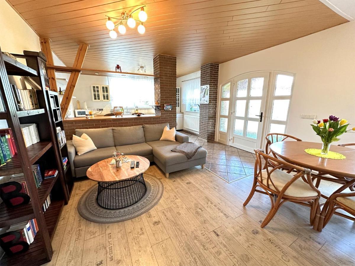 Behindertengerechte Ferienwohnung Nossentiner Huette Bagian luar foto
